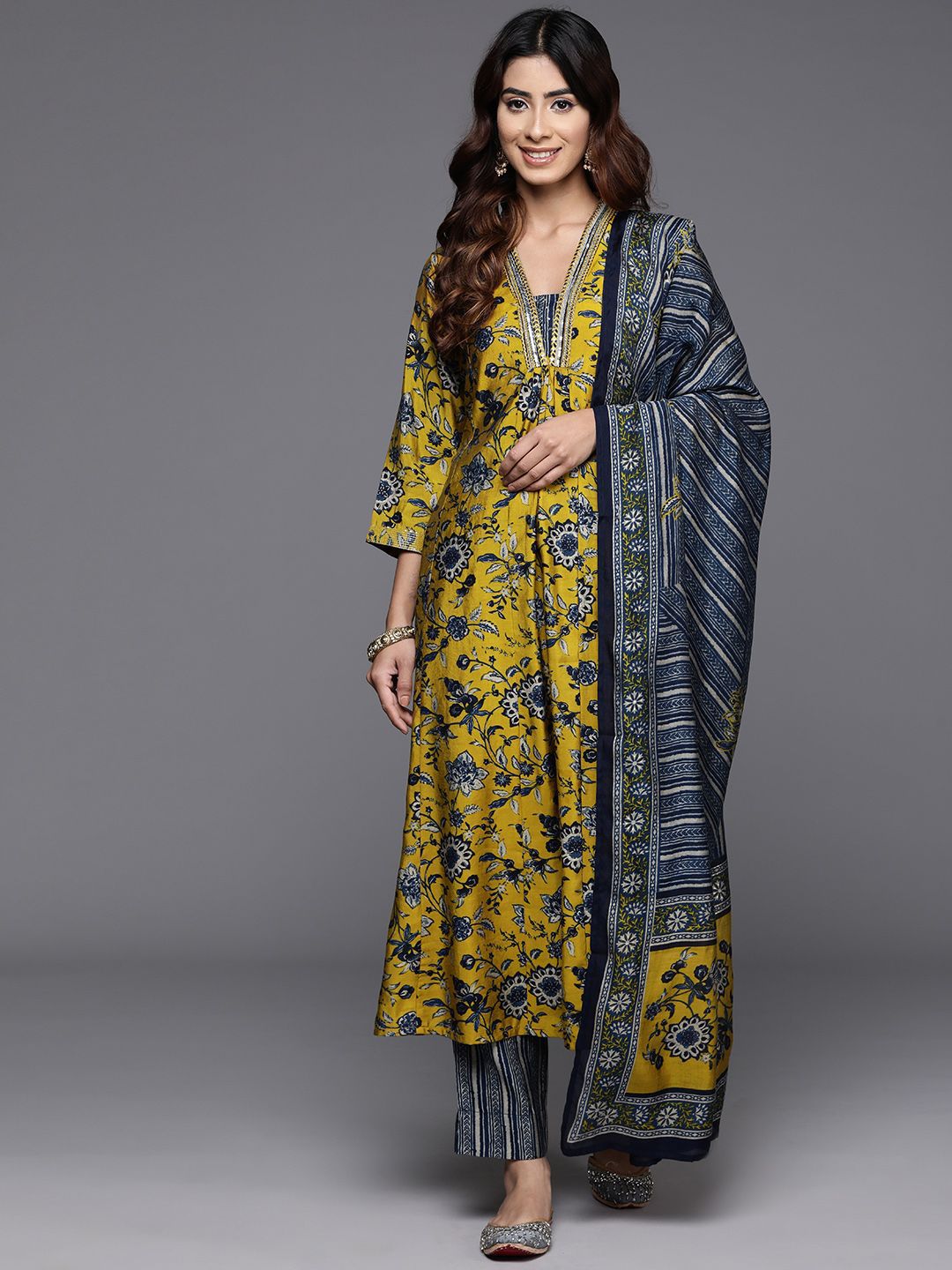 Varanga Floral Printed V-Neck Sequinned Chanderi Silk Kurta With Trousers & Dupatta
