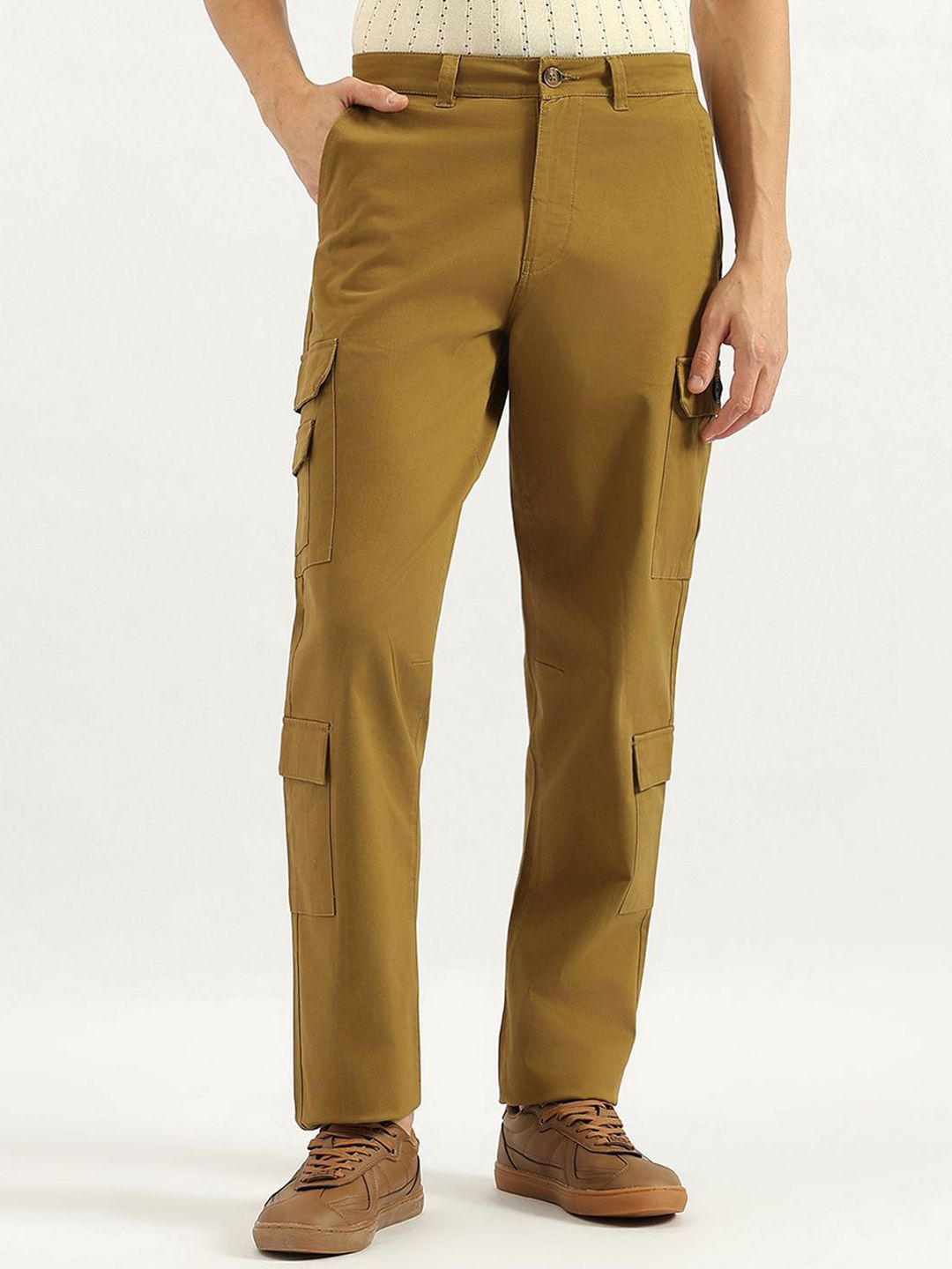 United Colors of Benetton Men Straight Fit Mid-Rise Trousers