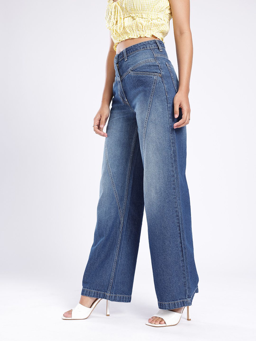 Women Wide Leg Wide Leg High-Rise Light Fade Panelling Jeans 3
