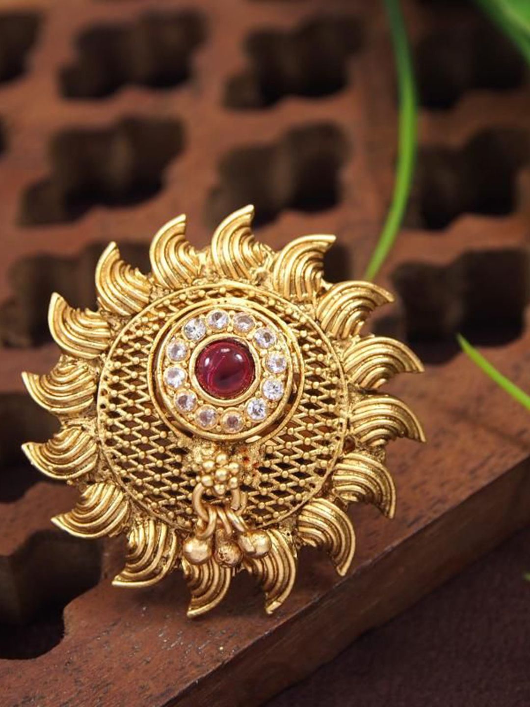 SGA FASHION Gold Plated Stone Finger Ring