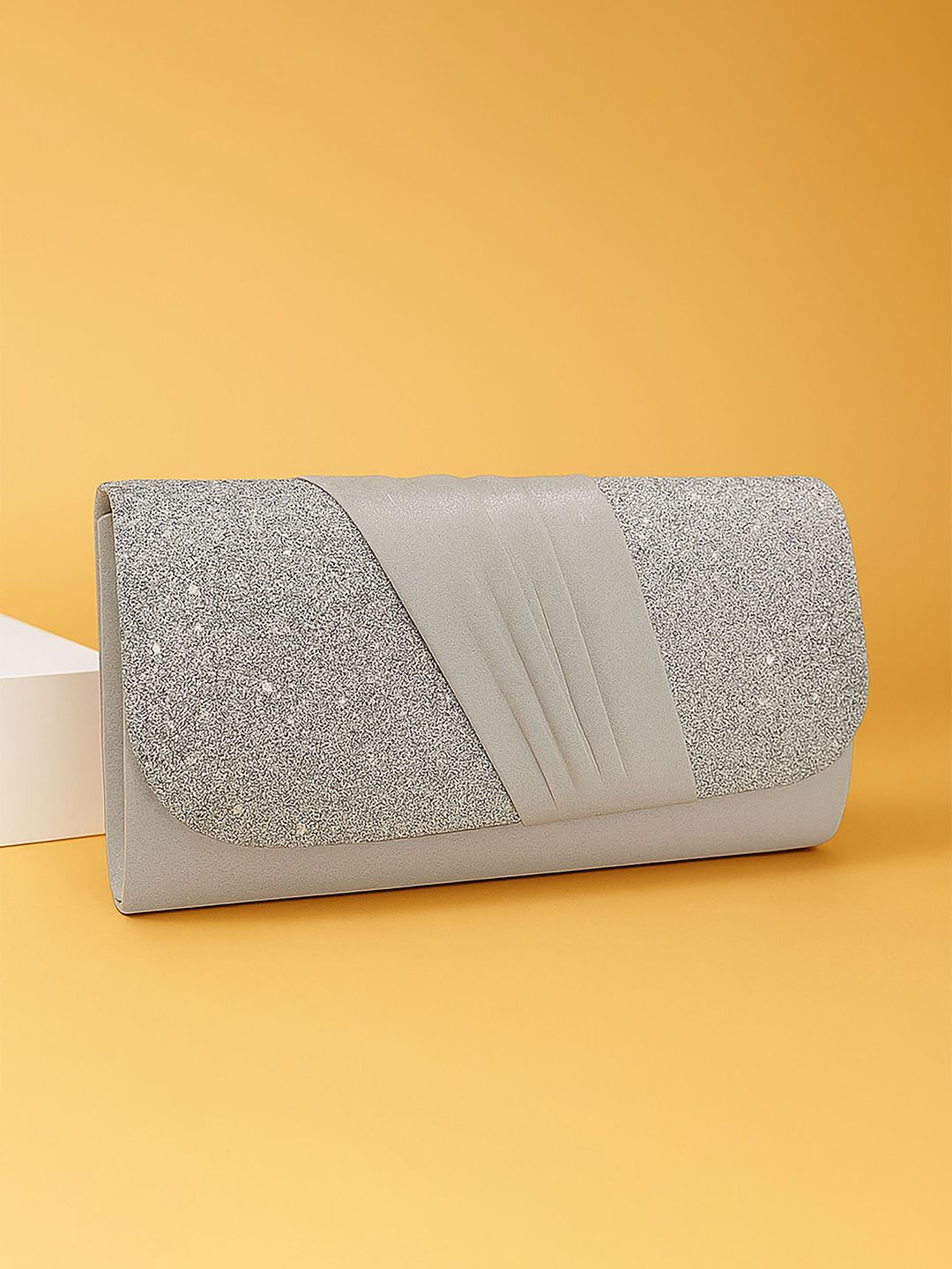 Vritraz Textured Envelope Clutch