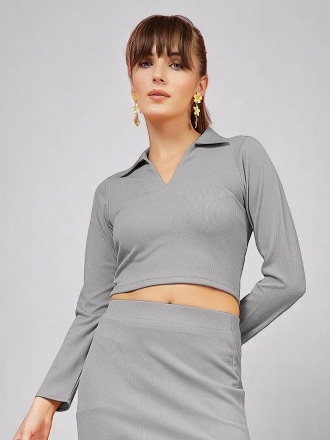 OOMPH! FACTOR Women Ribbed Shirt Collar Fitted Crop Top