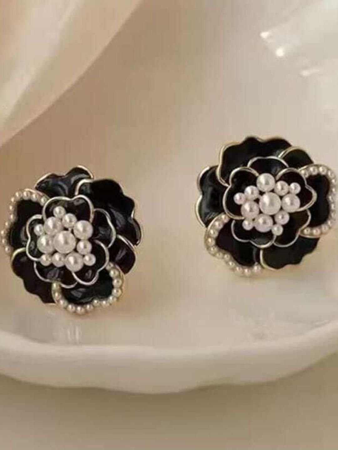 LAKSHYA COLLECTIONS Contemporary Studs Earrings