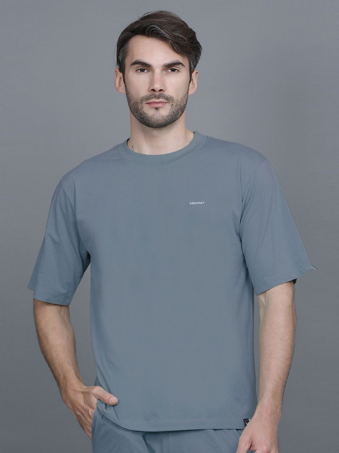 GODFREY Oversized Round Neck Drop-Shoulder Sleeves T-shirt