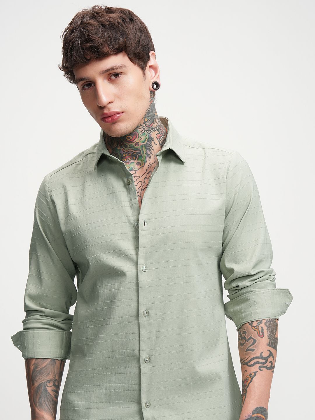HIGHLANDER Men Comfort Stripped Slim Fit Casual Shirt