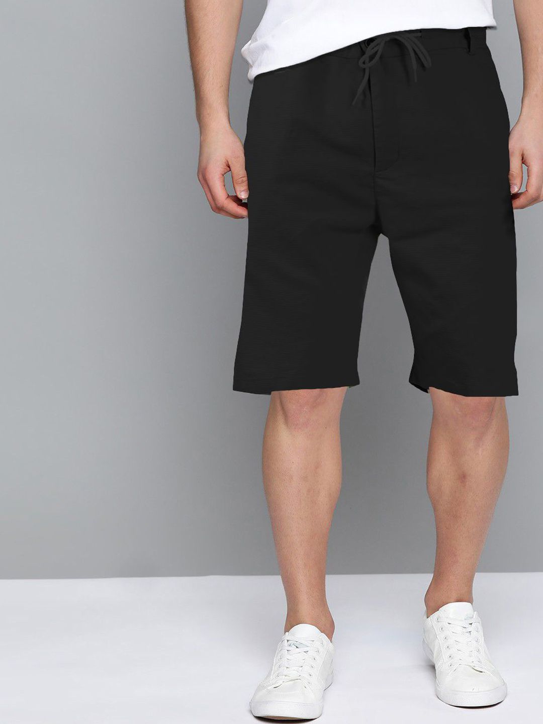 CVC Men Mid-Rise Cotton Shorts