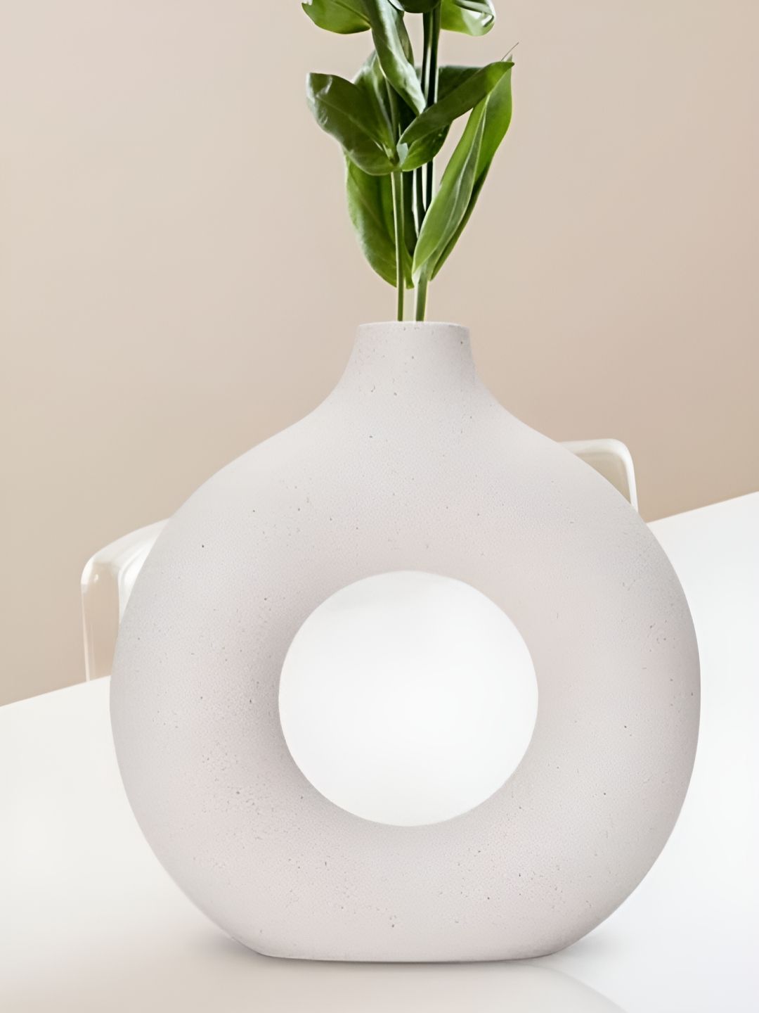 Kreative Arts White Donut Ceramic Flower Vase