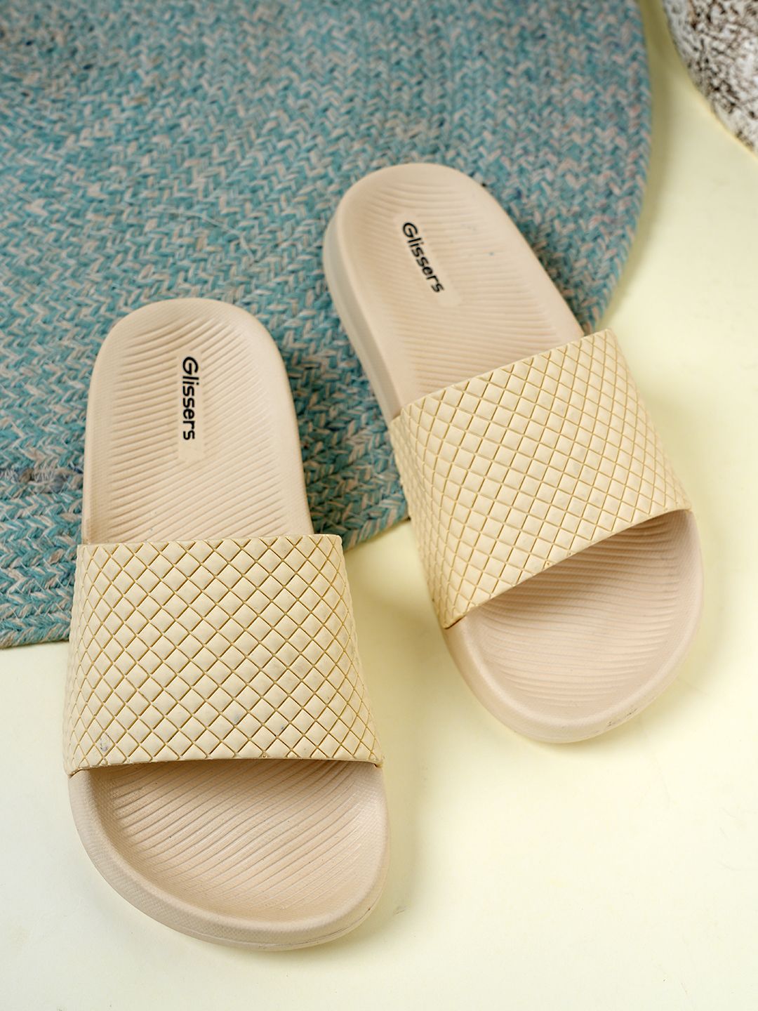 GLISSERS Girls Self Design Synthetic Sliders