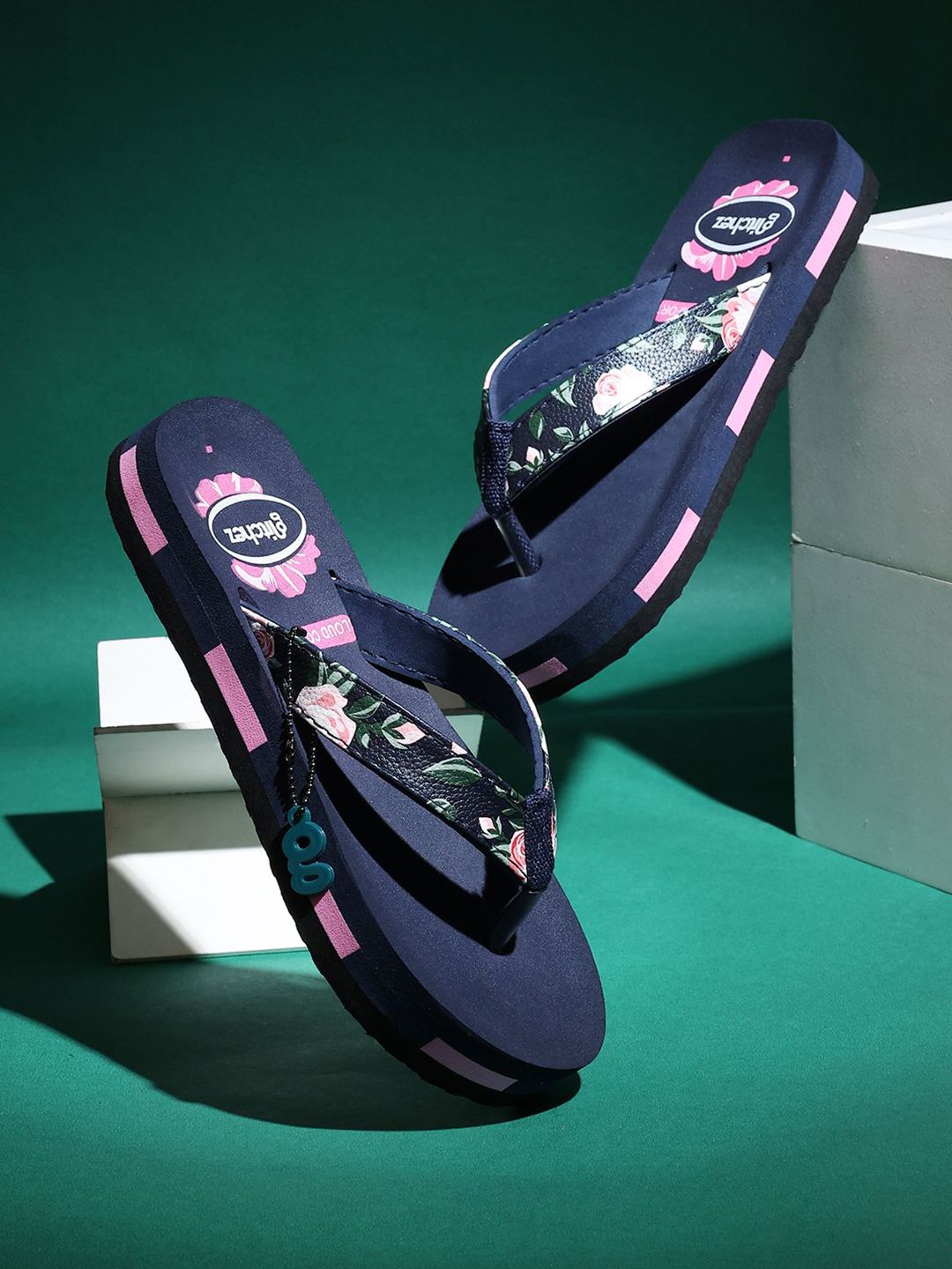 glitchez Women Printed Thong Flip-Flops