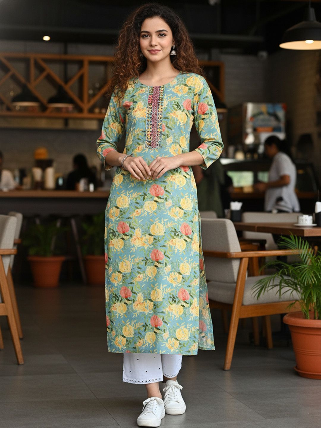 AADVIKA Women Floral Printed Mirror Work Floral Kurta