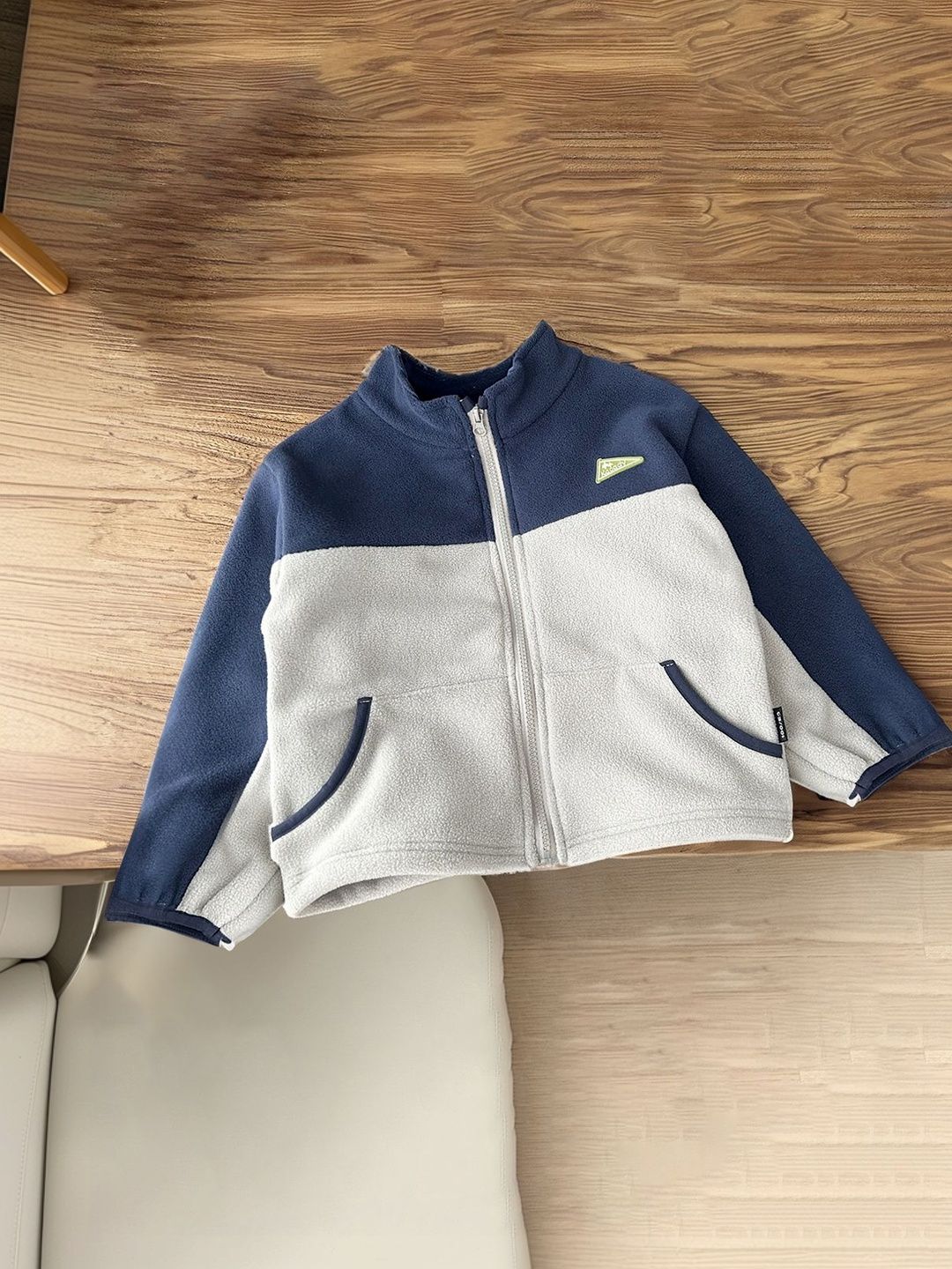 FOREVER FRIDAY Boys Colourblocked Puffer Jacket