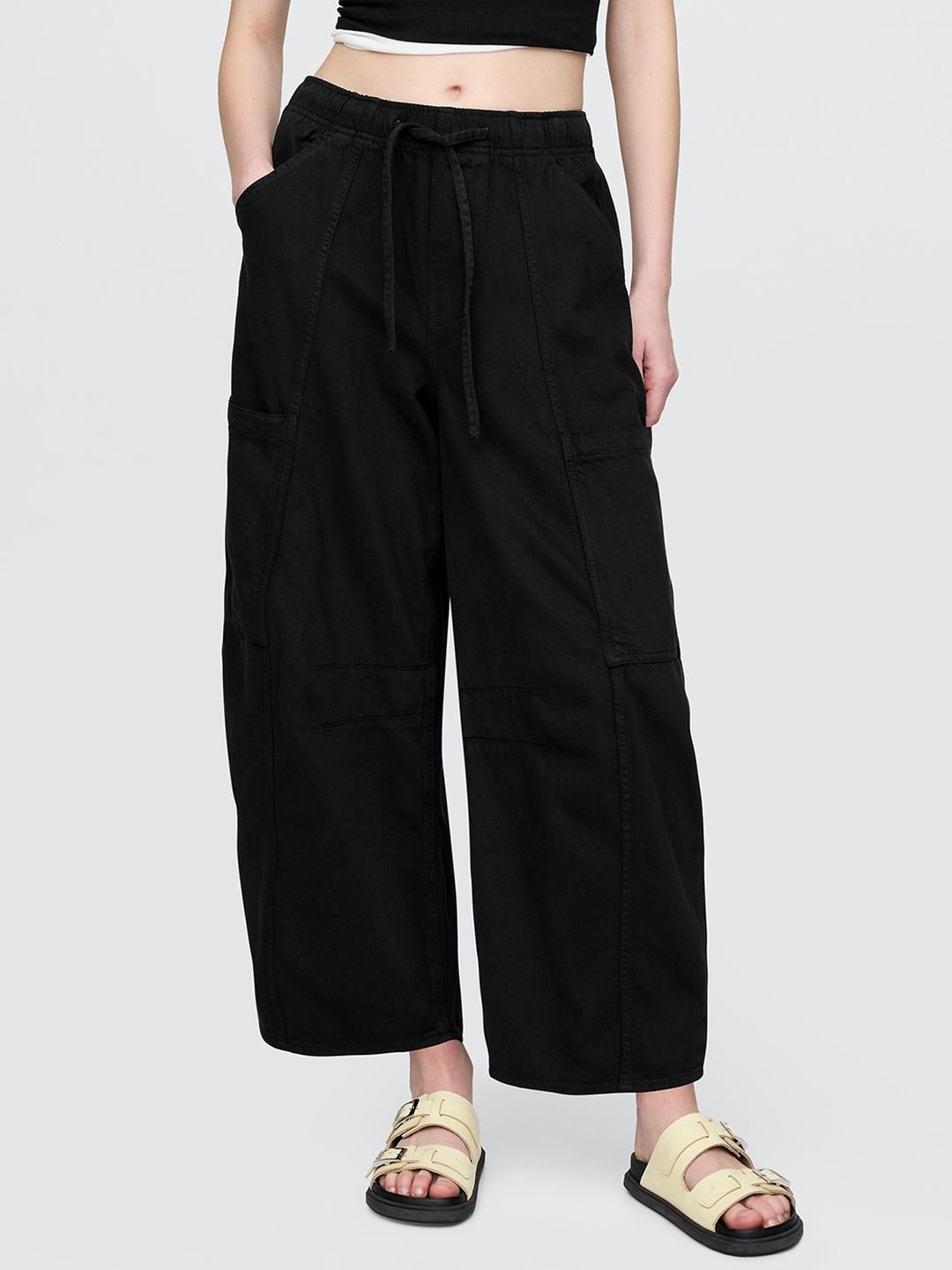 GAP Women Wide Leg Mid-Rise Jeans