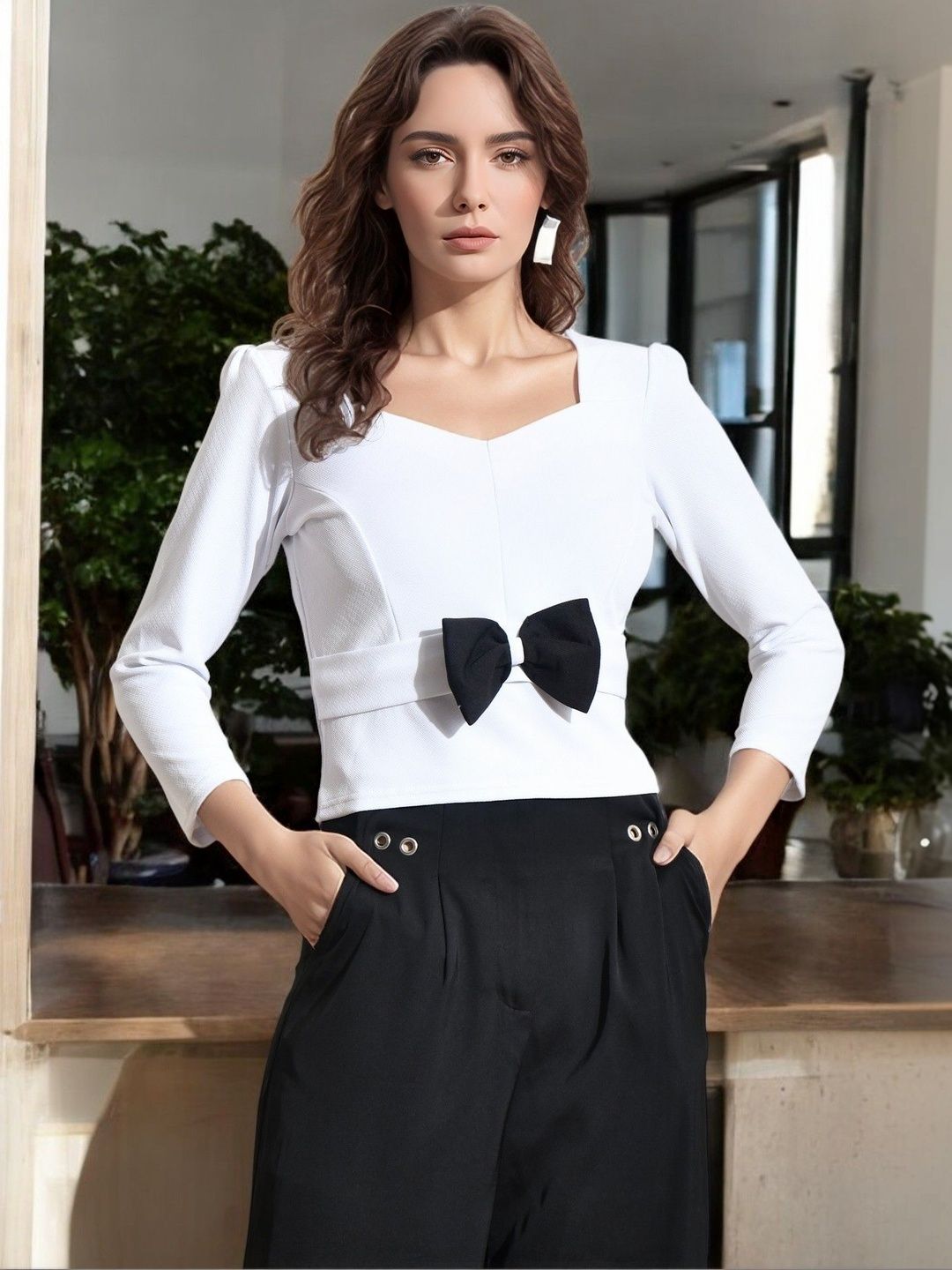 ZEUGEN Sweetheart Neck Top