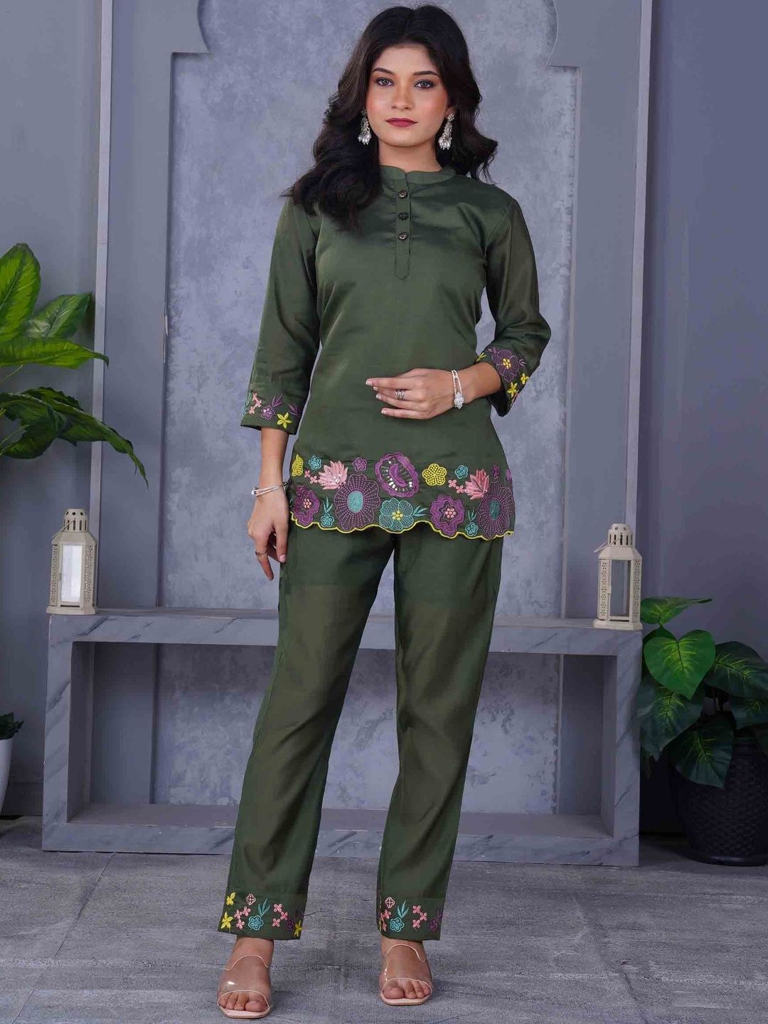 7Tiara Embroidered Tunic & Trousers Co-Ords