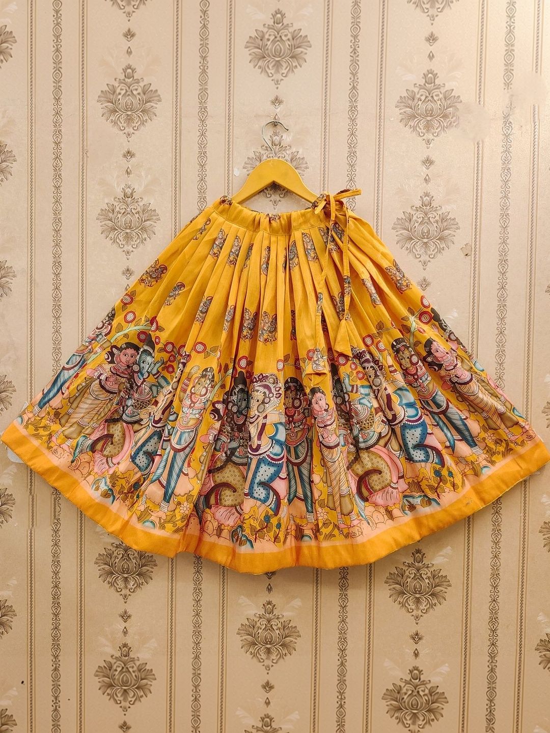 Girls Printed V-Neck Flared Lehenga Choli With Dupatta 4