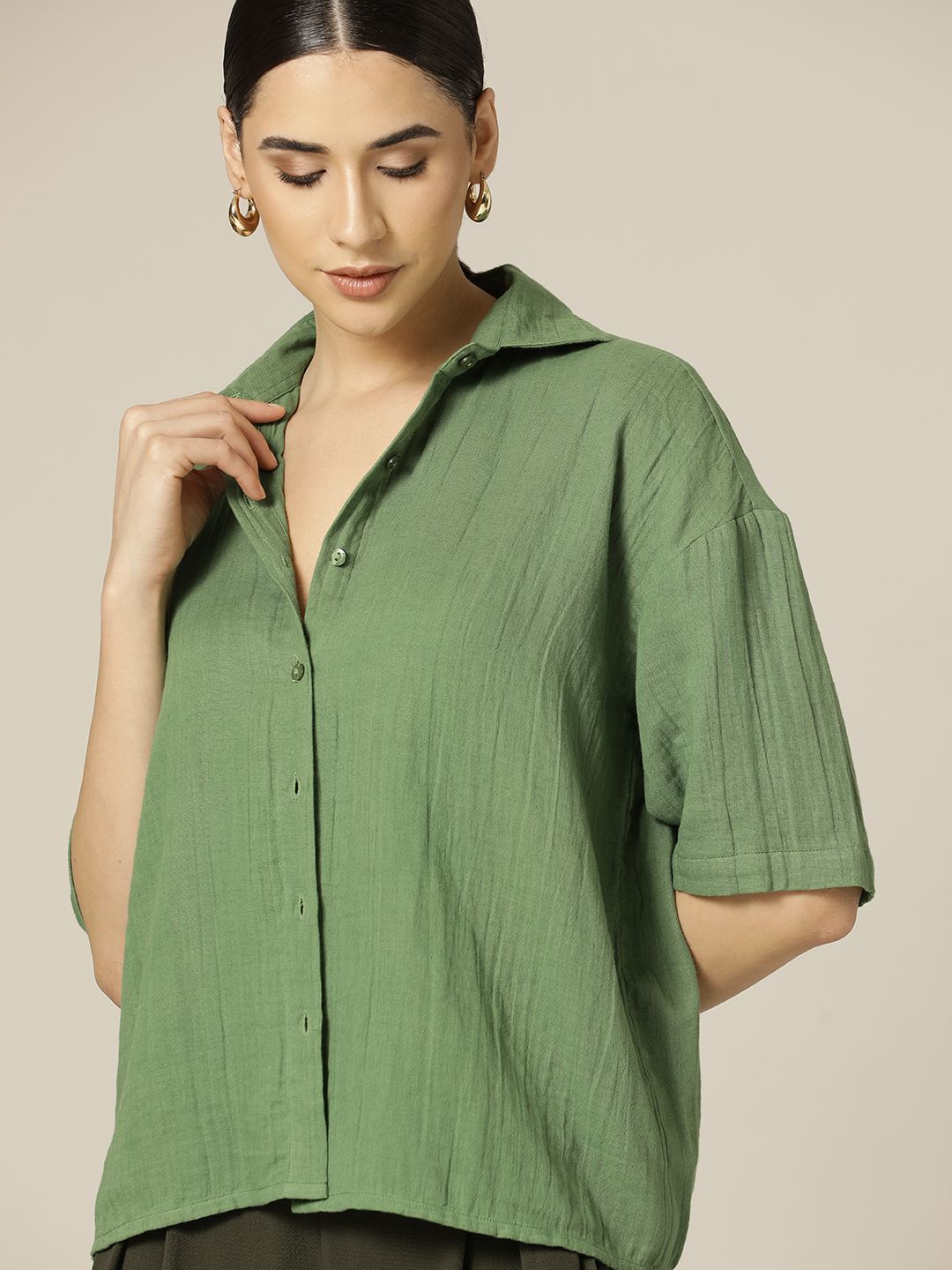 Paper Cut Oversized Spread Collar Cotton Solid Casual Shirt