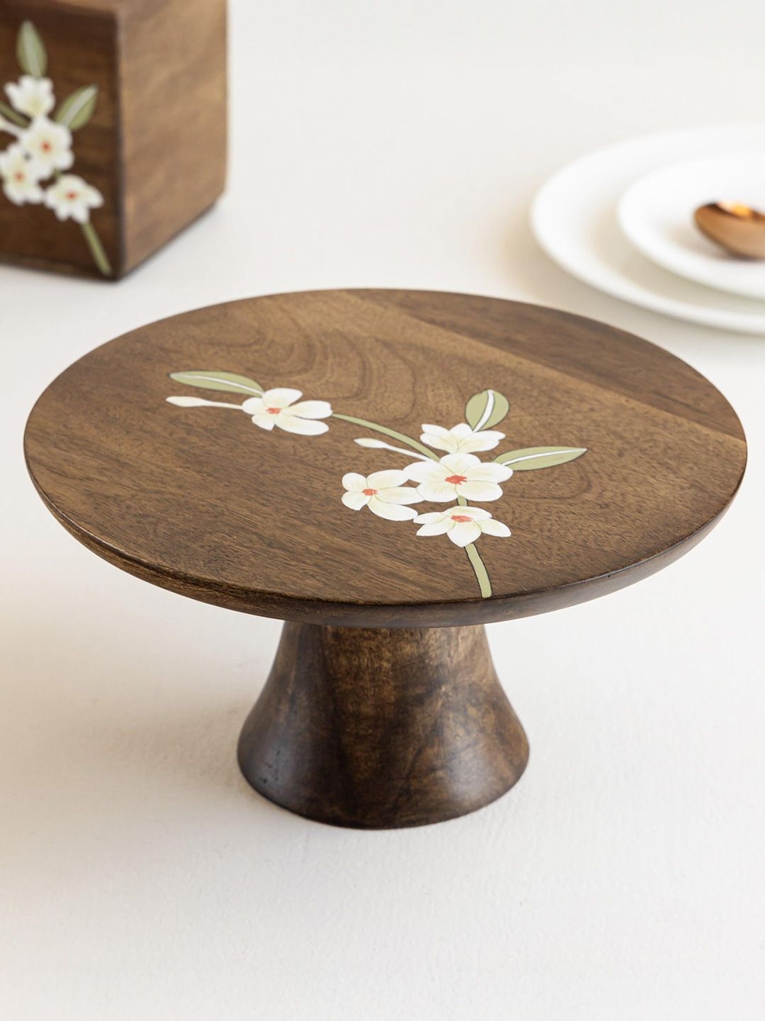 Aurum Crafts Bella Brown and White Mango Wooden Cake Stand