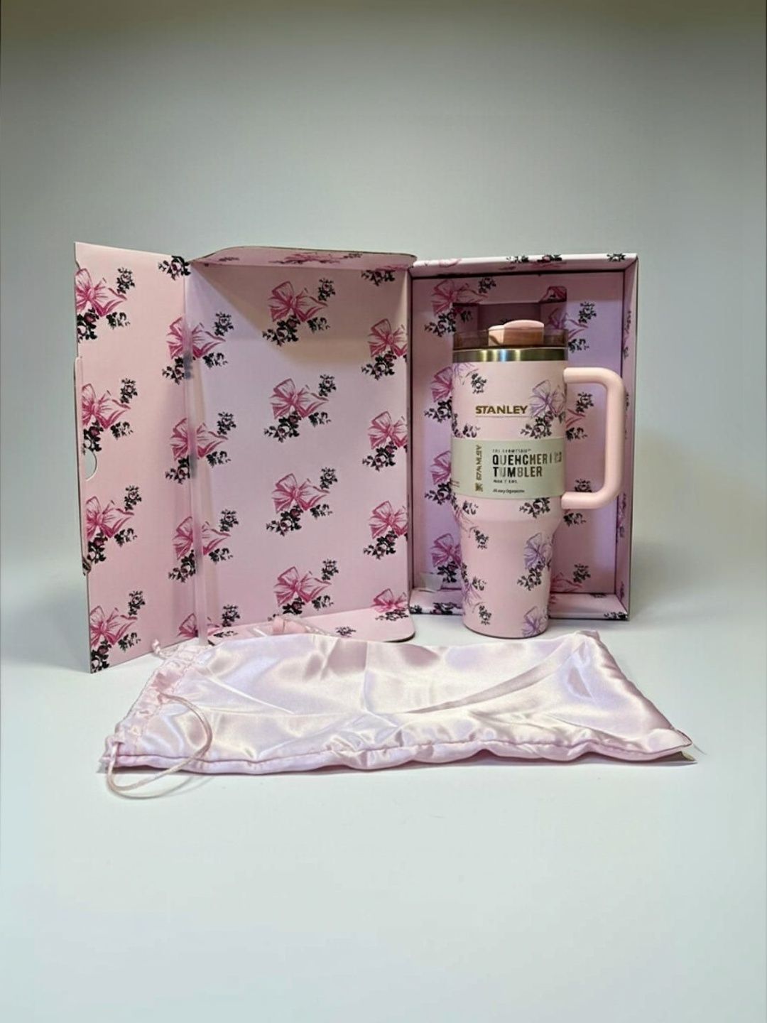 STANLEY Pink Single Stainless Steel Floral Double Wall Vacuum Water Bottle
