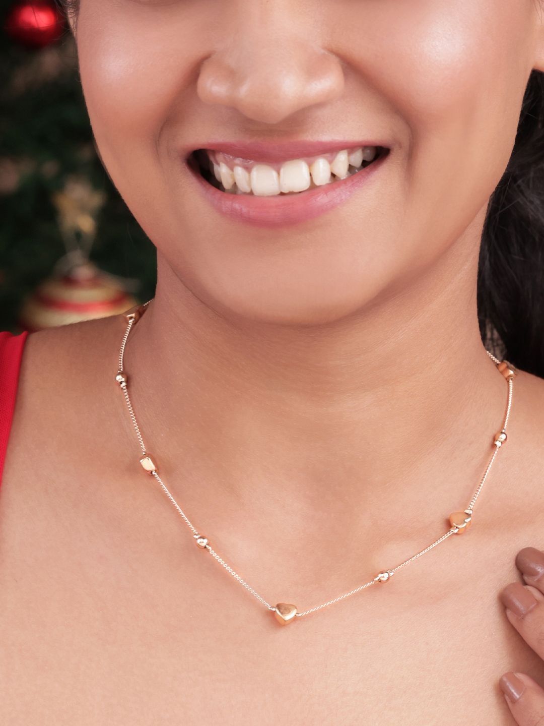 ToniQ Minimal Heart Gold Plated Choker