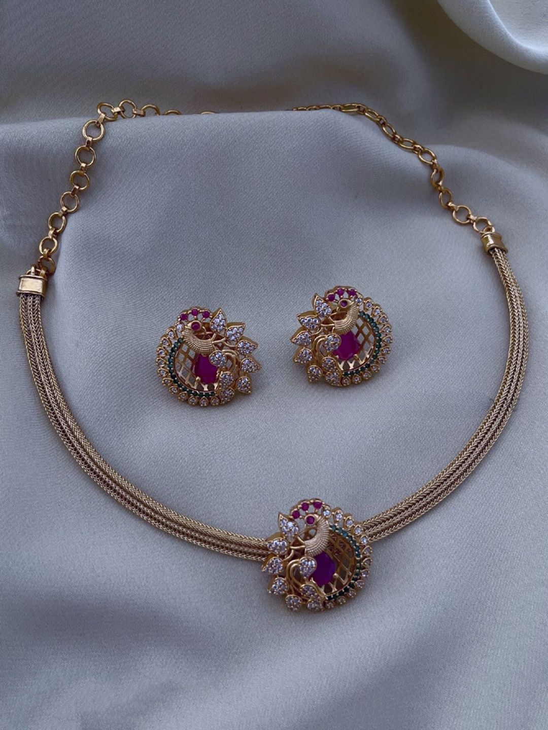 TEEMEX Gold-Plated Stone Studded & Beaded Jewellery Set