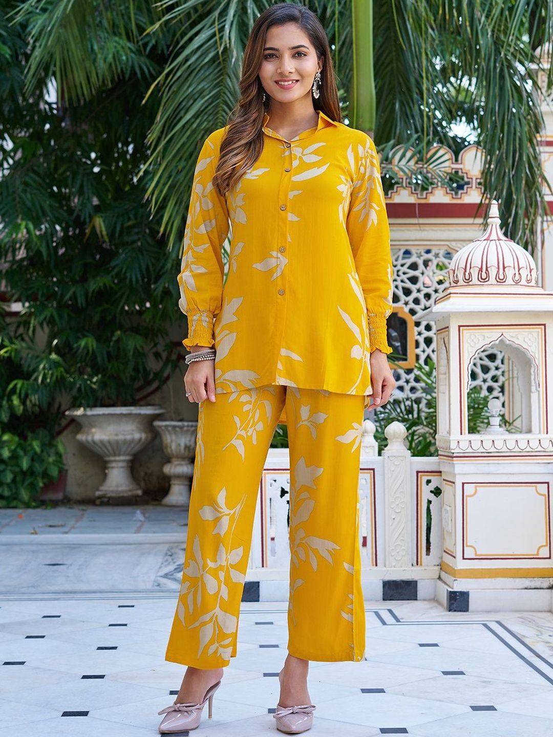 Buy VIBE VISION Printed Shirt Collar Neck Shirt With Trousers Co Ords -  - Apparel for Women