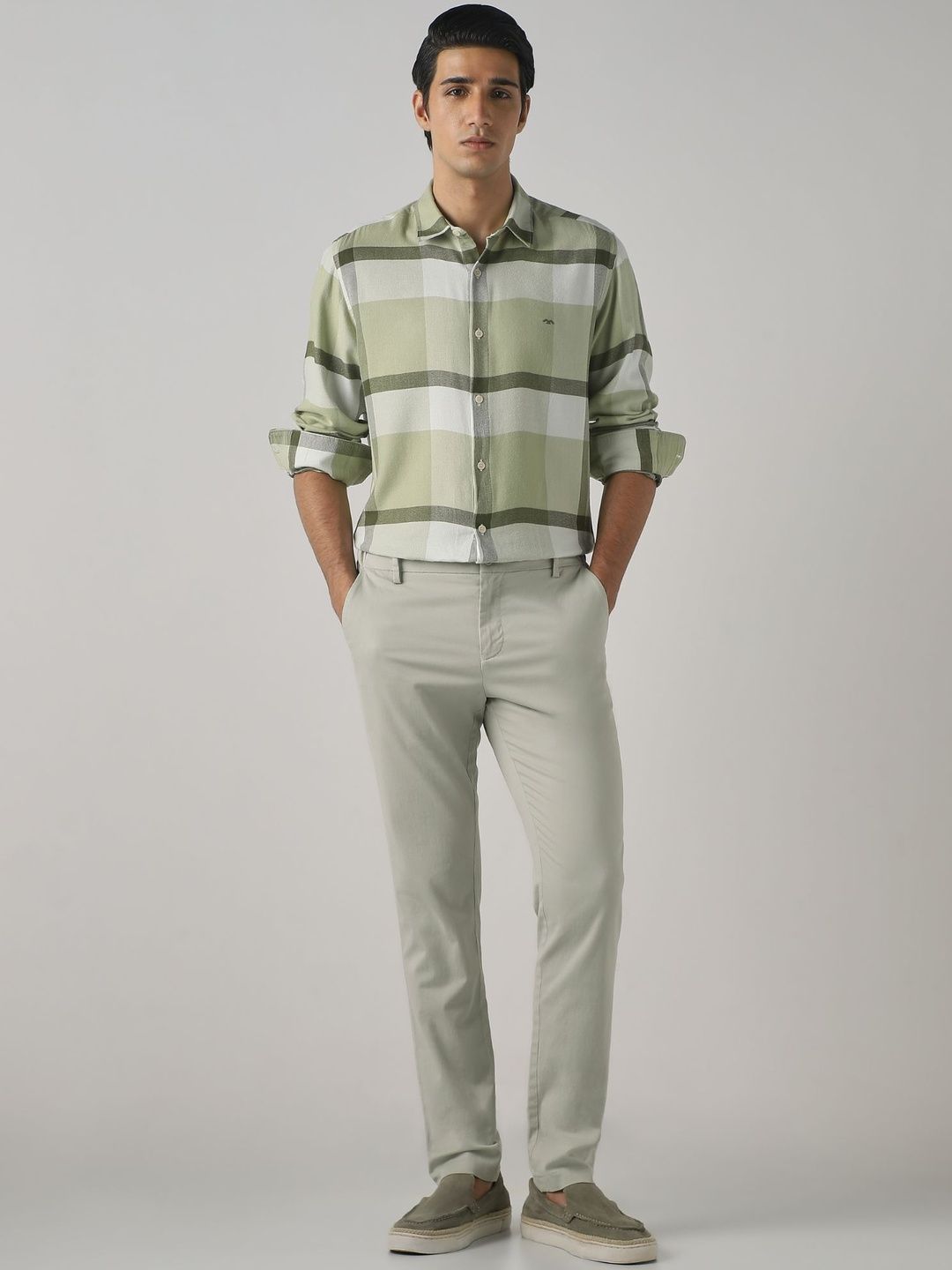 Mufti Men Slim Fit Checked Casual Shirt