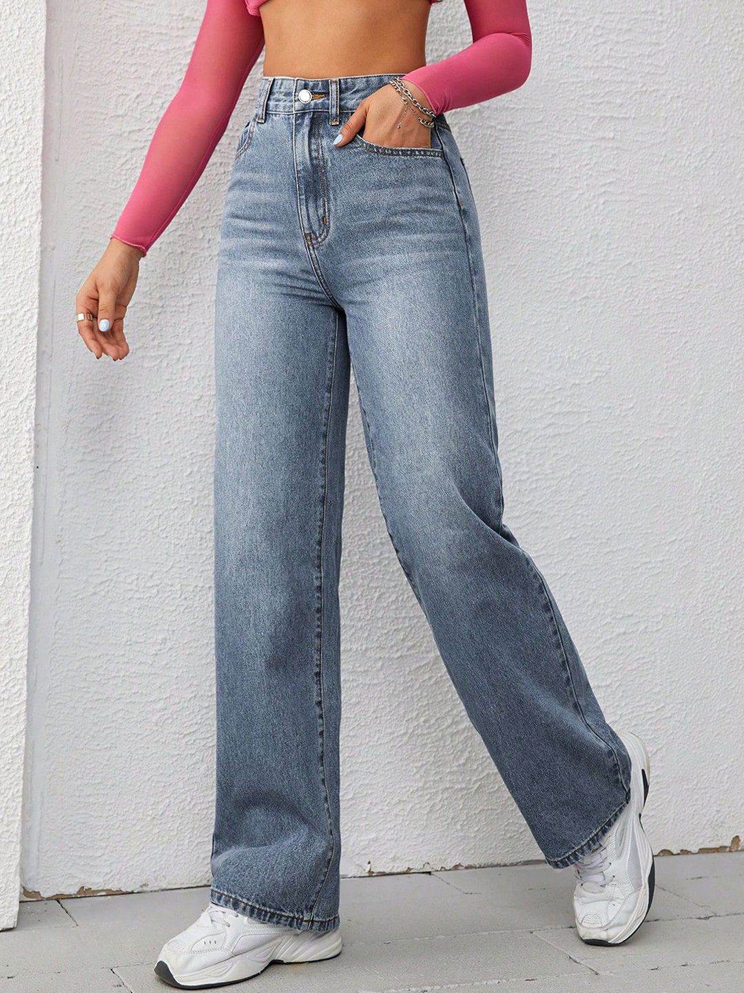 Women Straight Fit Mid-Rise Highly Distressed Heavy Fade Jeans 3