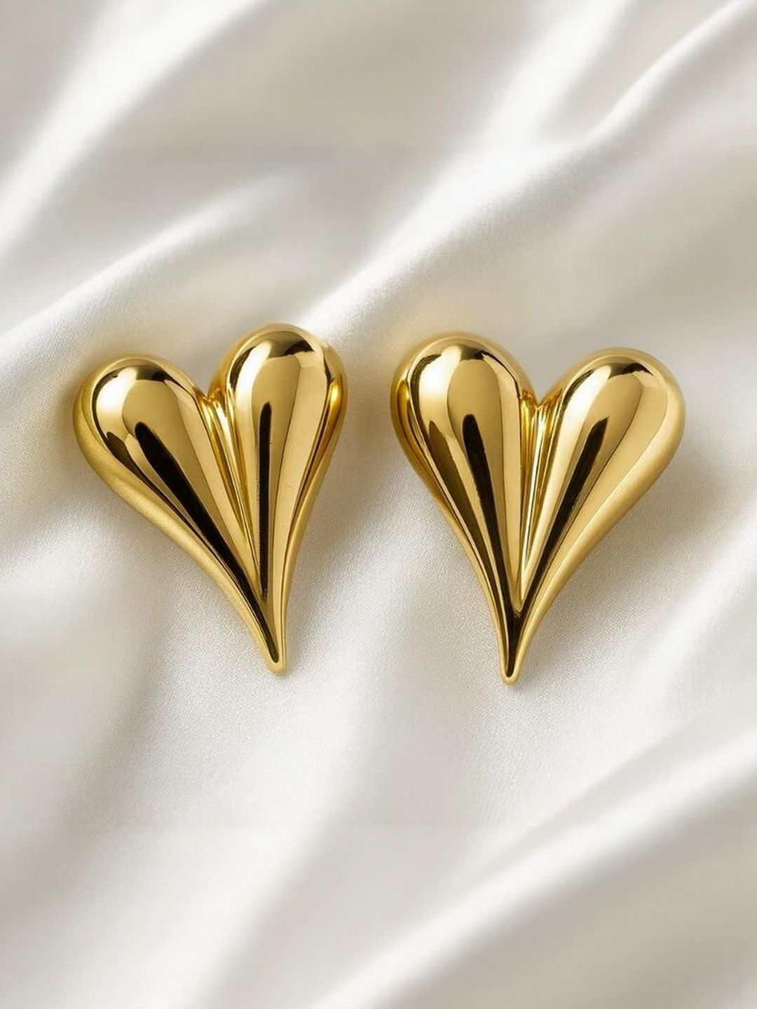 Nui Heart Shaped Casual Studs