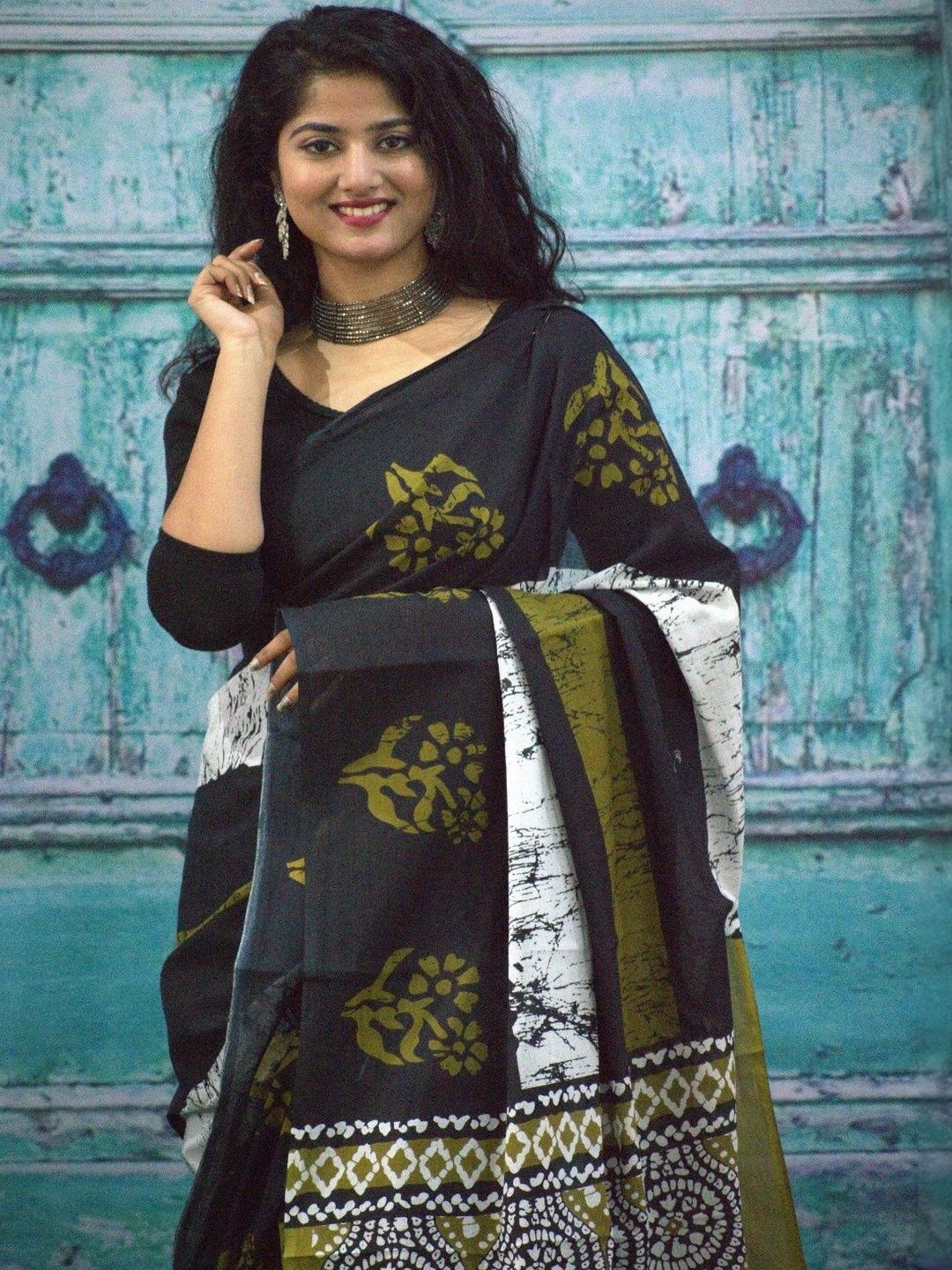 Moda Rapido Batik Pure Cotton Handloom Ikat Saree