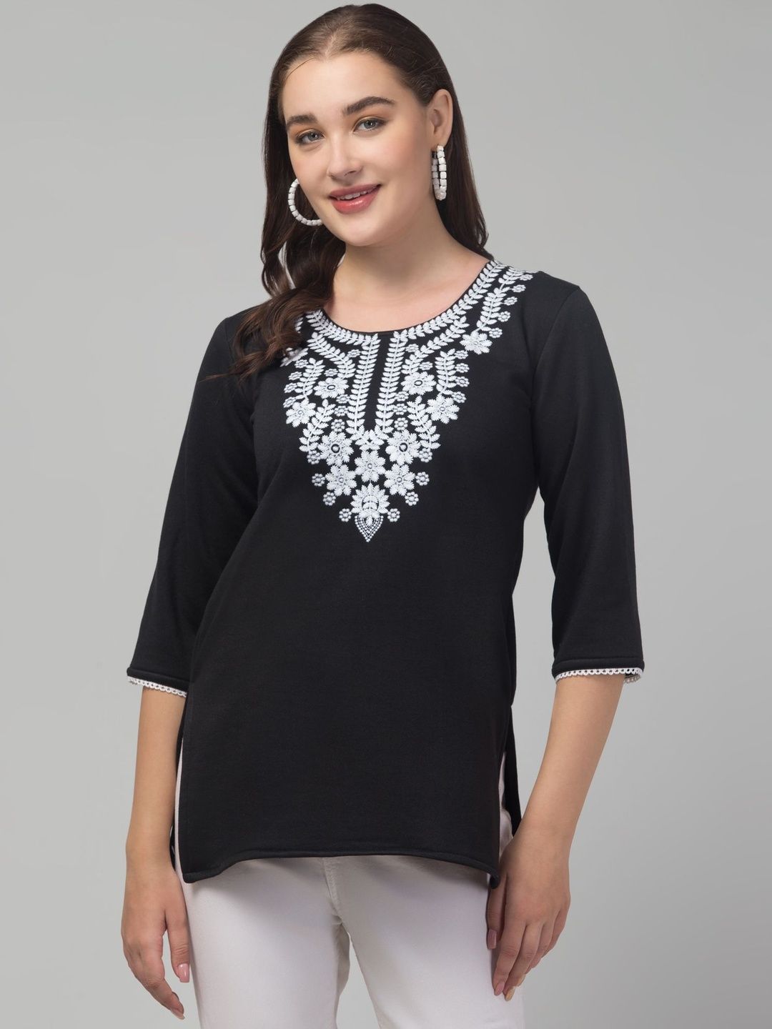 CROWN KING Floral Embroidered Round Neck Kurti
