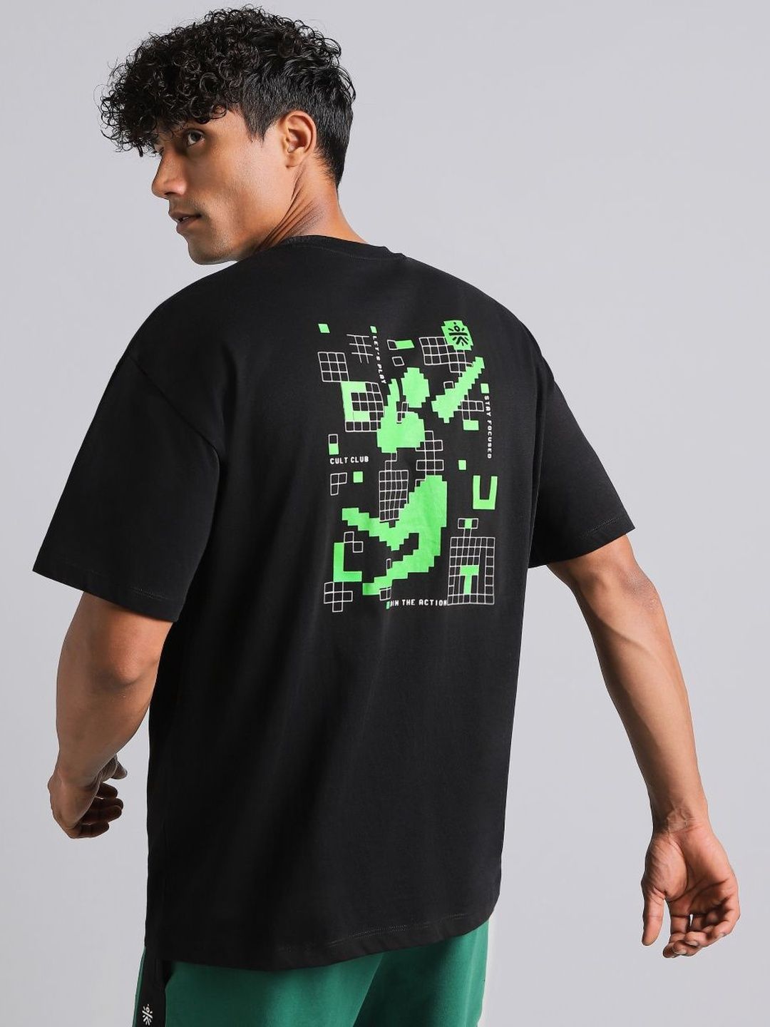 CULT Men's Black Cult Power Play Oversized Fit T-shirt