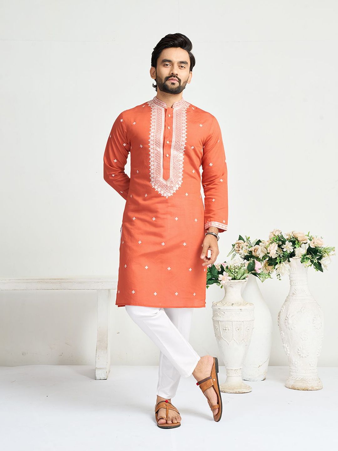 SHOPGARB Floral Embroidered Mandarin Collar Thread Work Straight Kurta