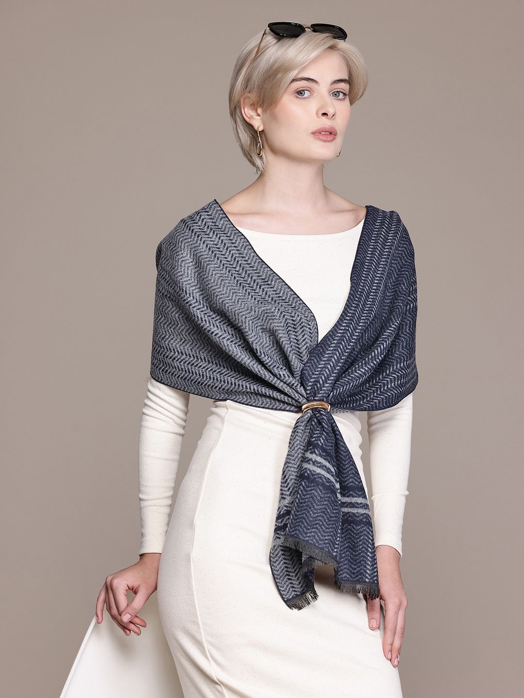 Cayman Women Chevron Frayed Scarf