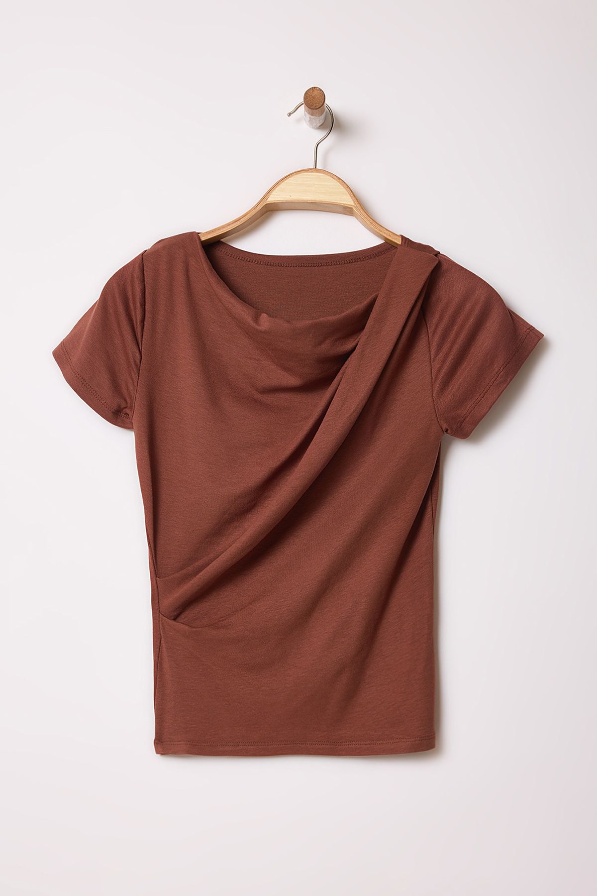 Women Solid Boat Neck Top 2