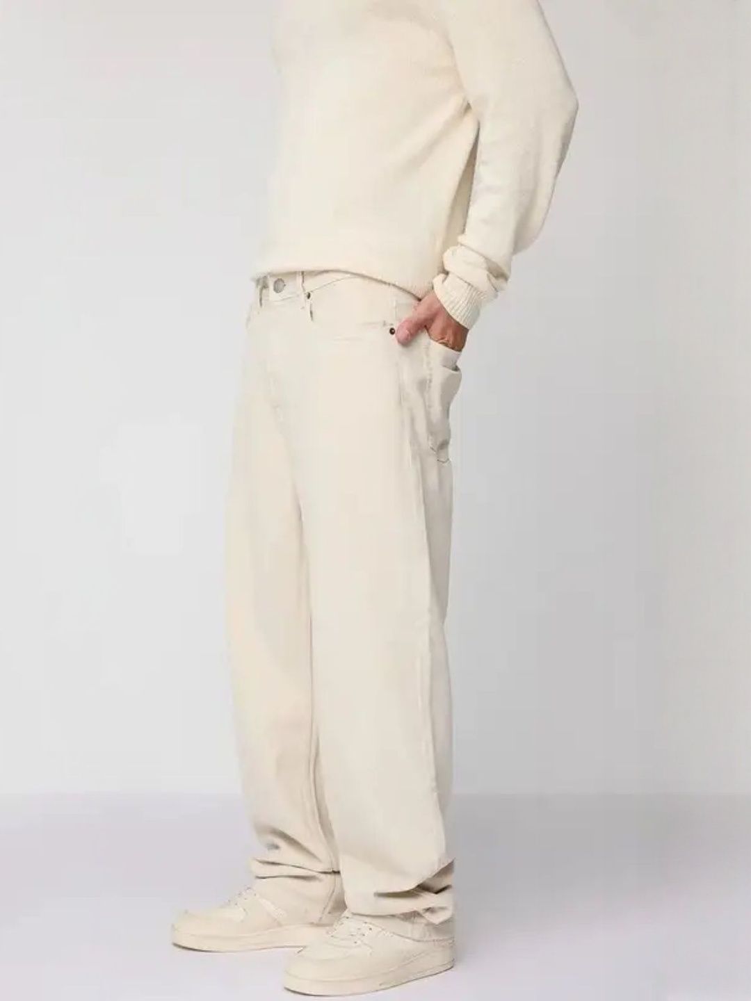 LINARIA Men Classic Baggy Fit Mid-Rise Stretchable Jeans