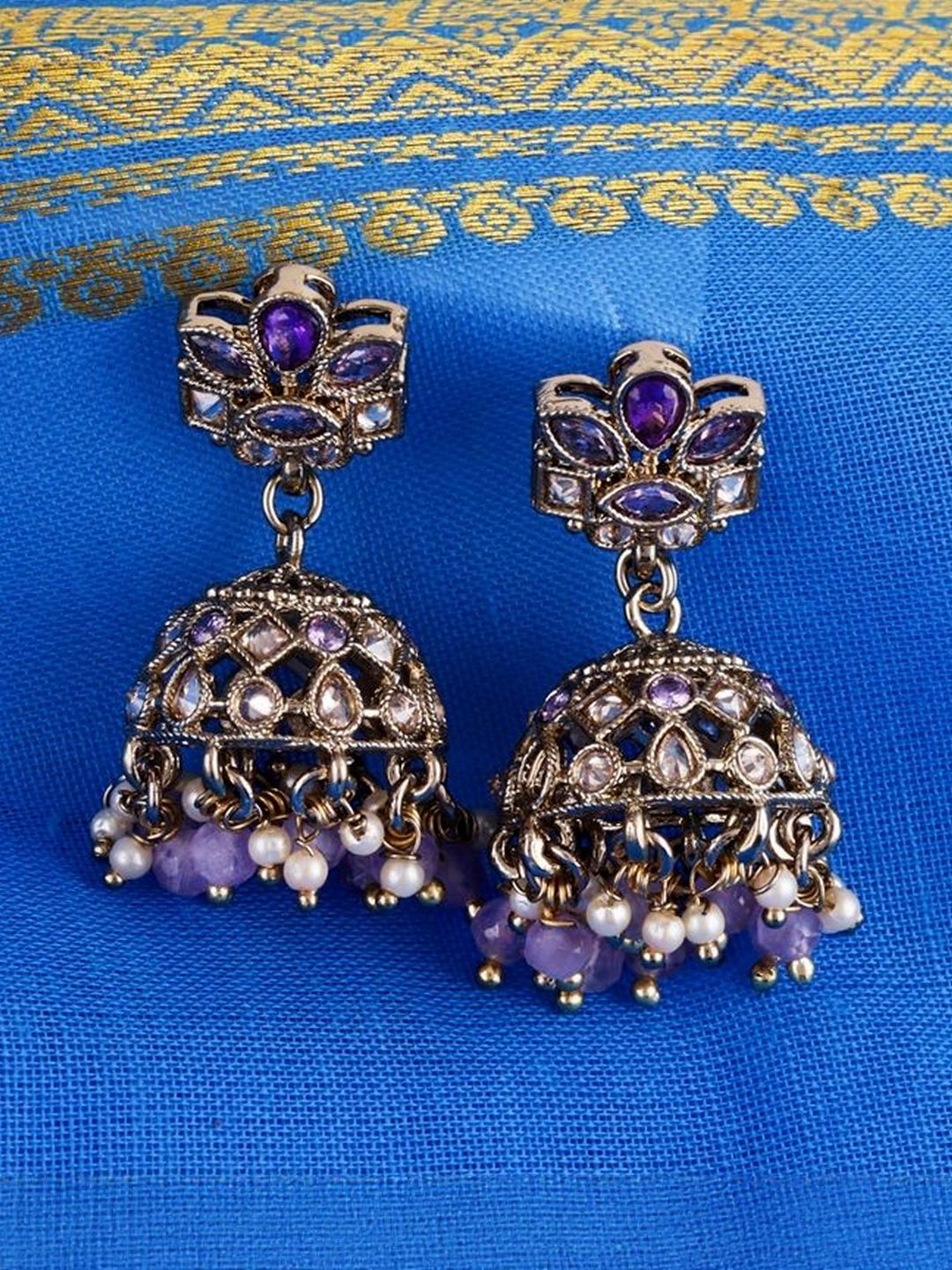 SALONI FASHION JEWELLERY Gold-Plated Kundan Studded Floral Shaped Jhumkas