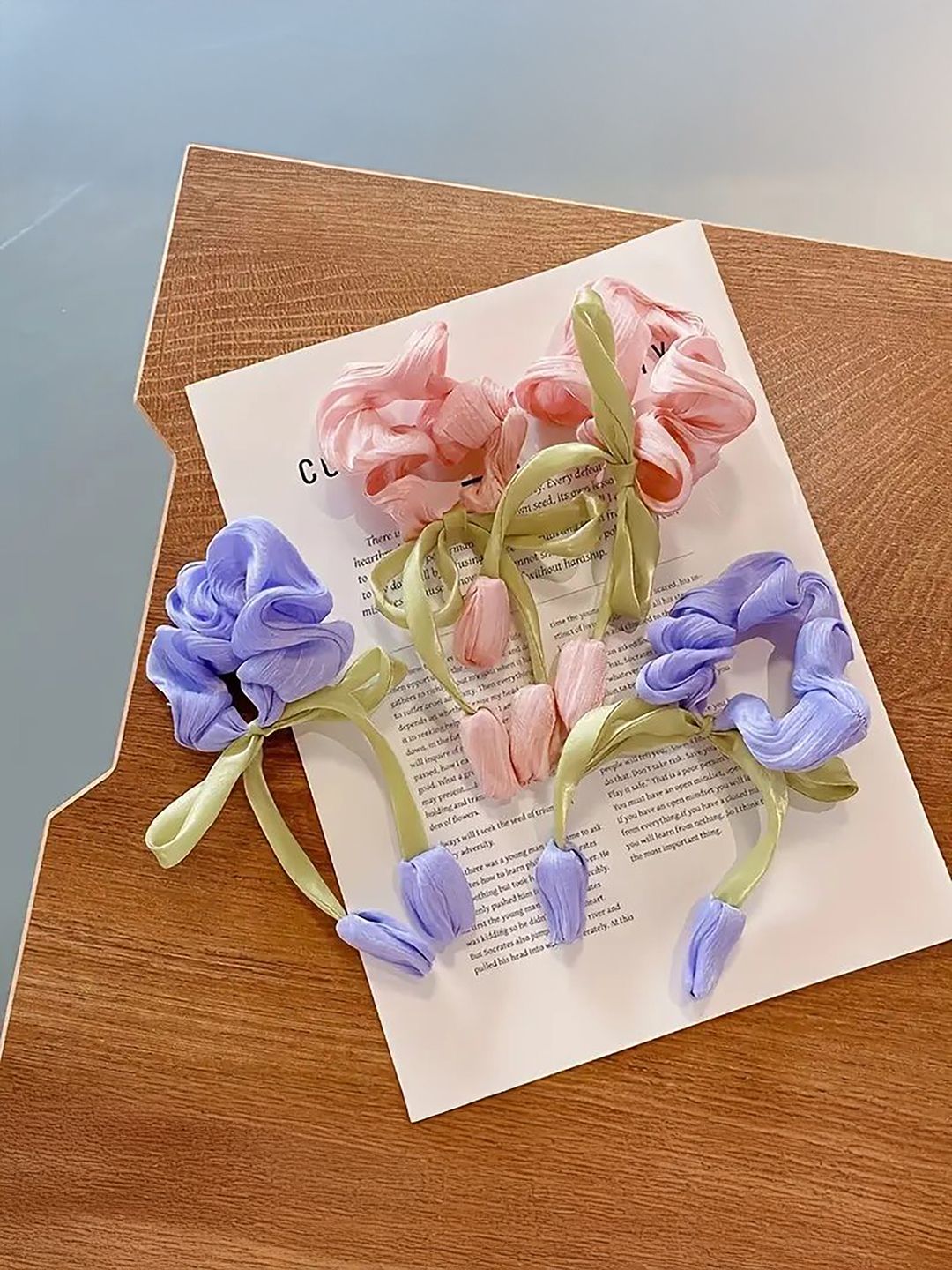 Honbon Set Of 4 Tulip Scrunchies Hair Bands