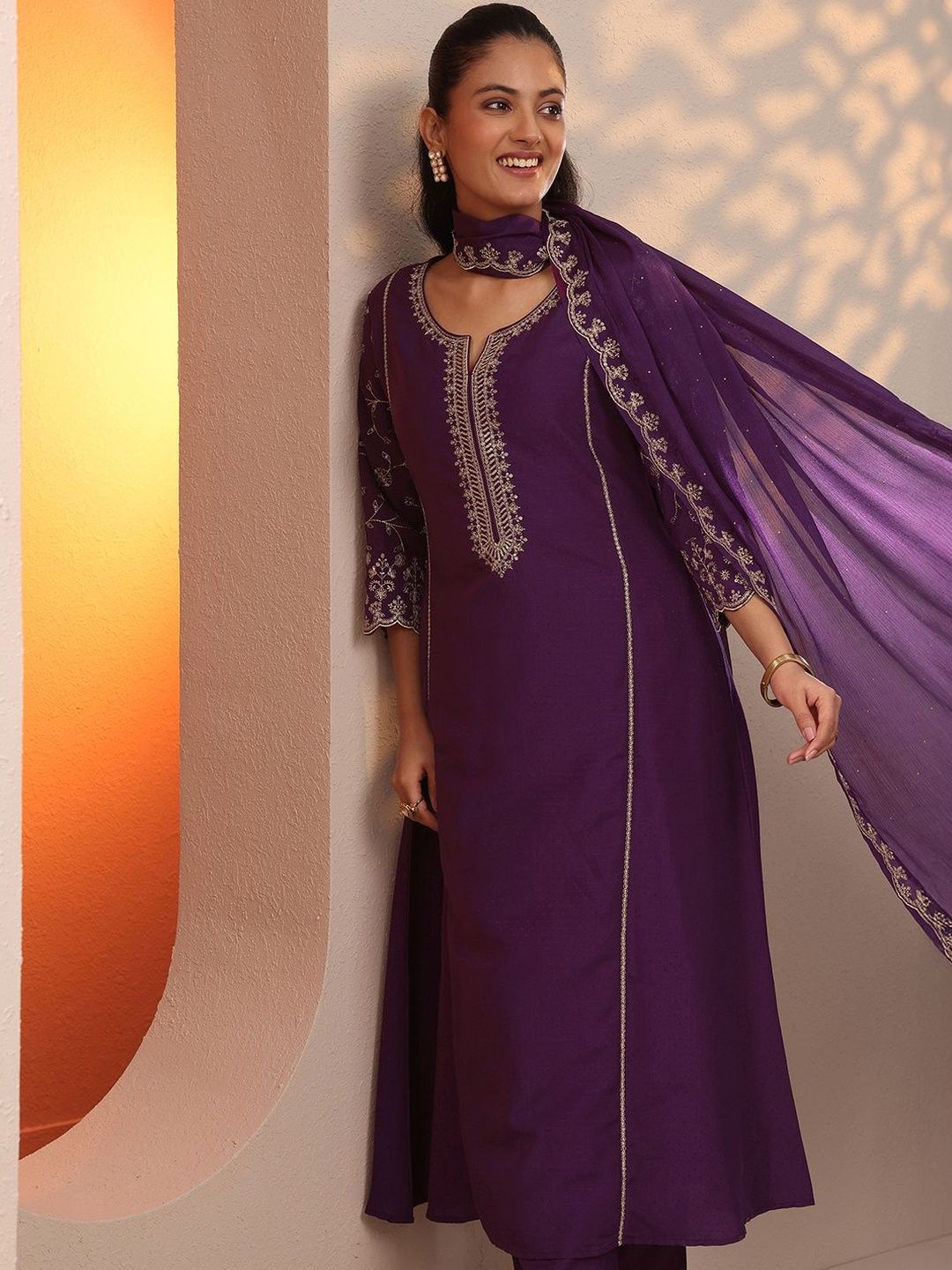 Libas Women Ethnic Motifs Embroidered Regular Thread Work Kurta with Trousers & With Dupatta