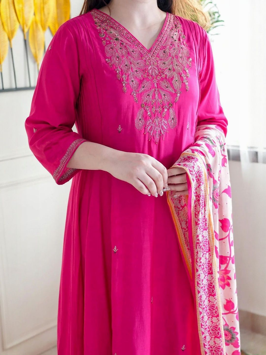 Ethnic Motifs Embroidered V-Neck Thread Work Kurta With Trousers & Dupatta 2