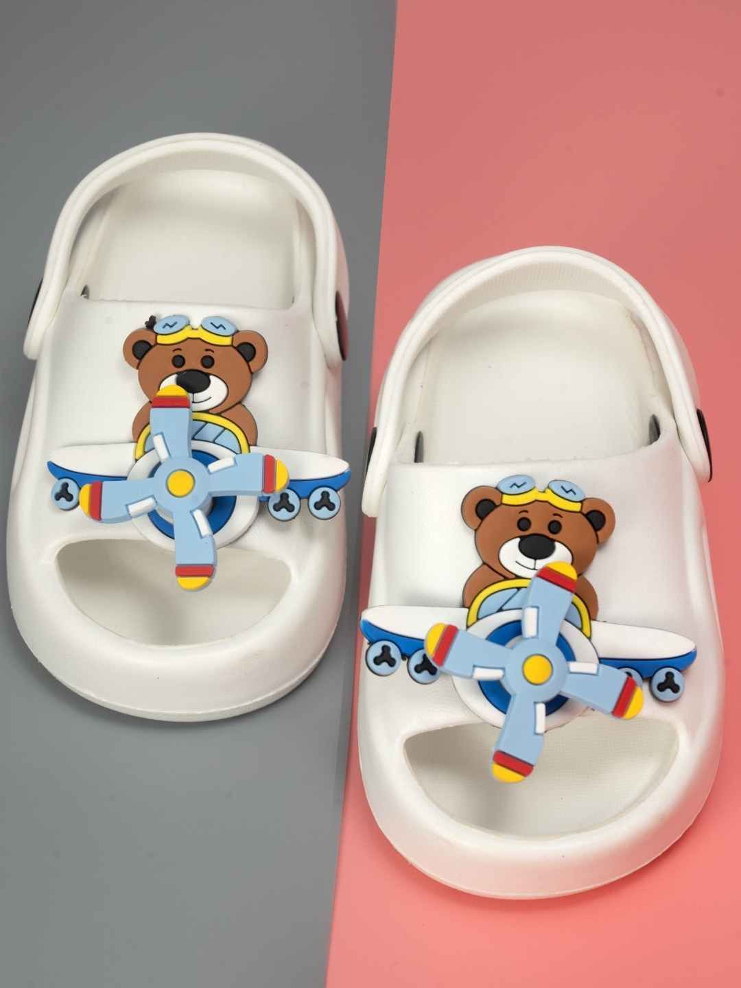 Yellow Bee Boys Charming Pilot Bear & Plane Rotating Charms Sandals Clogs