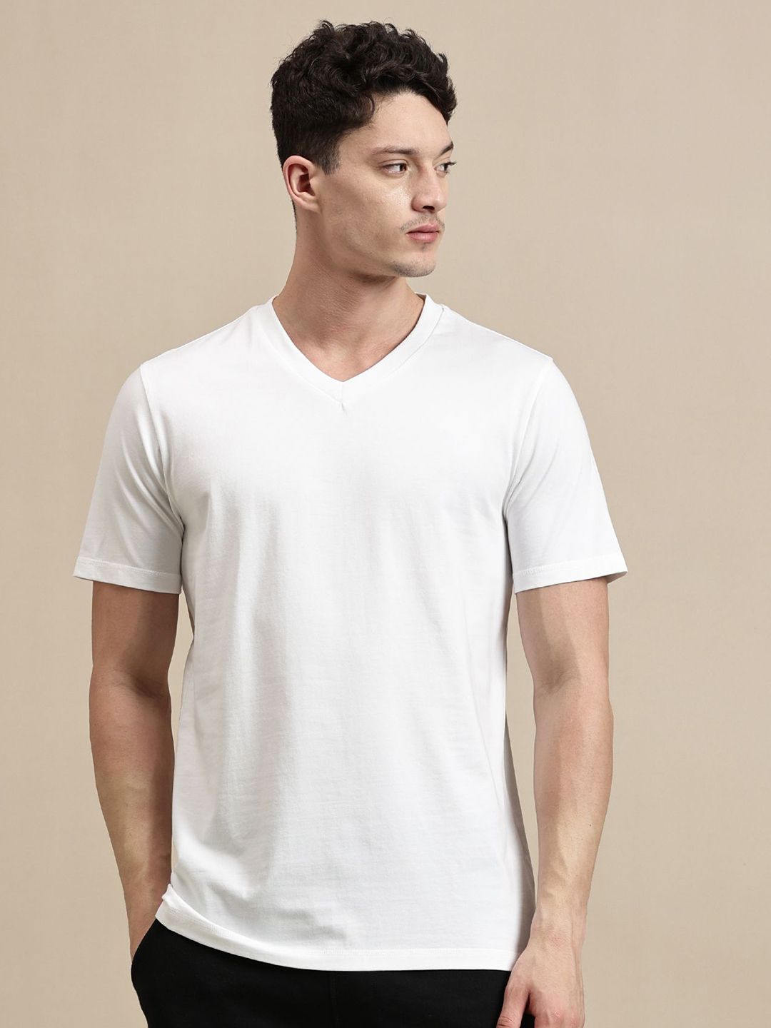 Ecolore Men Solid V-Neck Slim Fit T-shirt