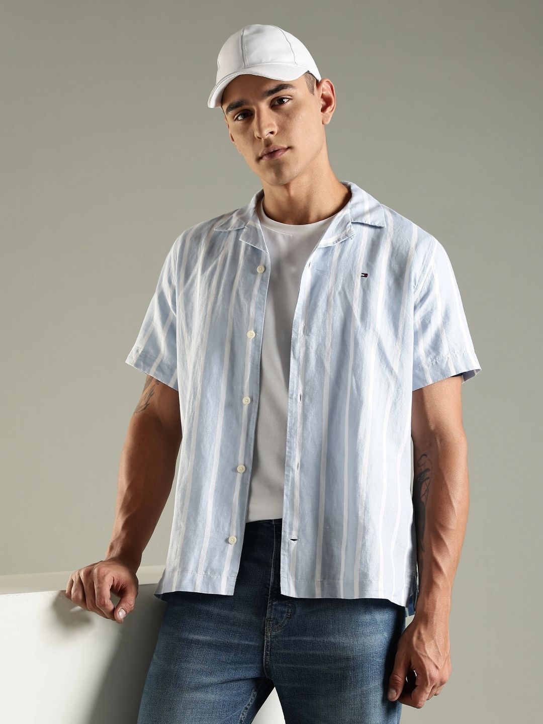 Tommy Hilfiger Men Vertical Striped Cuban Collar Casual Shirt