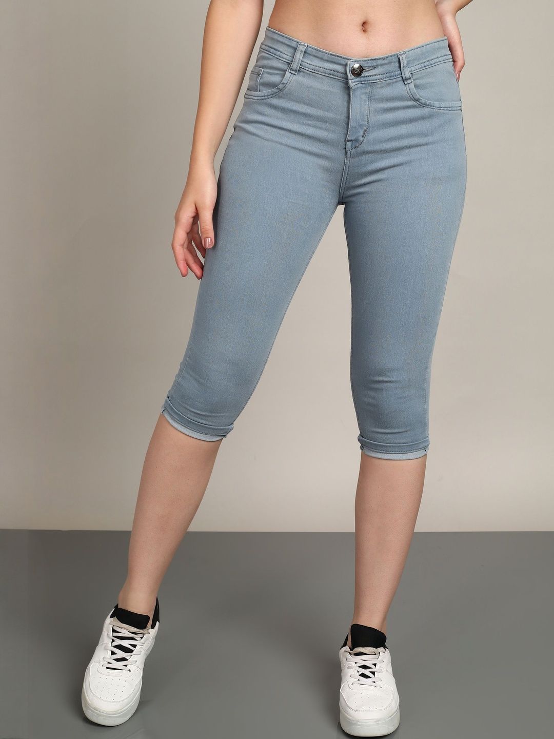 Nifty Women Skinny Fit Mid Rise Capris