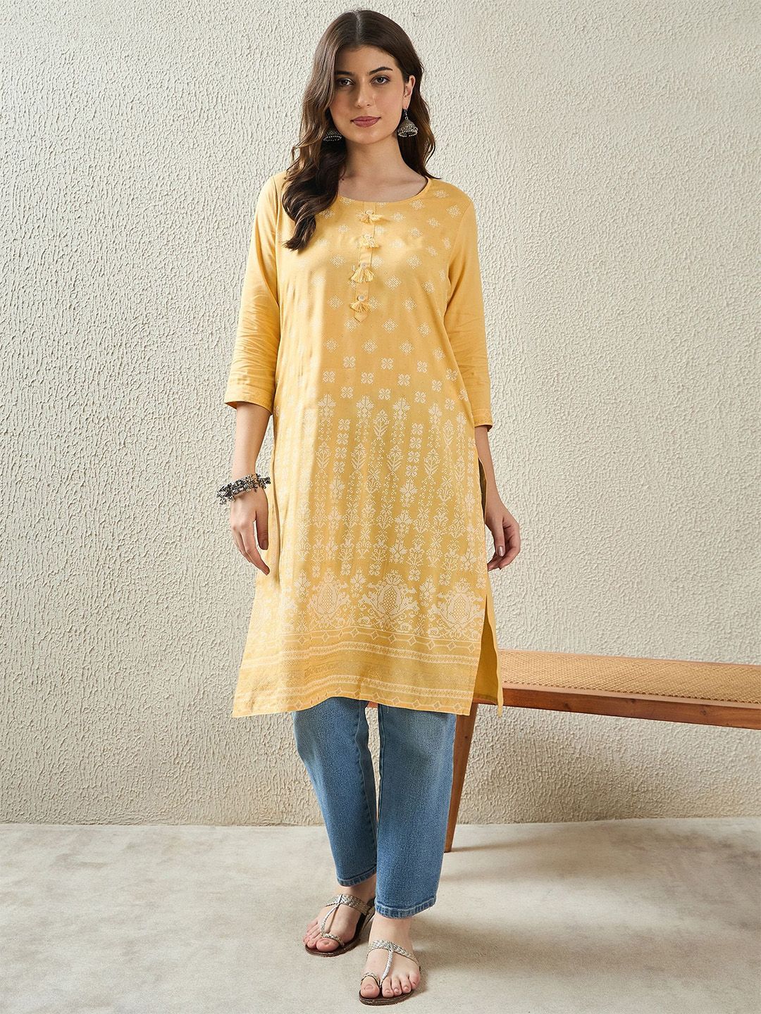 Anouk Rustic Women Floral Printed Straight Kurta