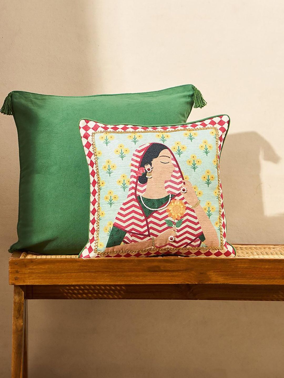 Chumbak Green & Red Palace Memoirs Cotton Rani Cushion Cover