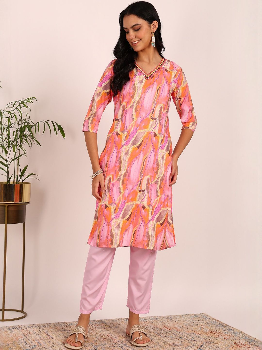 Moda Rapido Abstract Printed Kurta With Trousers