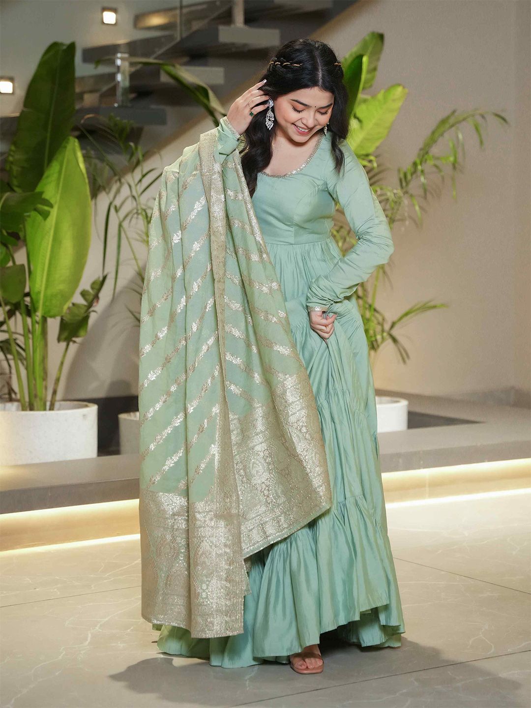 TextileNow Women Solid Kurta with Trousers & Dupatta