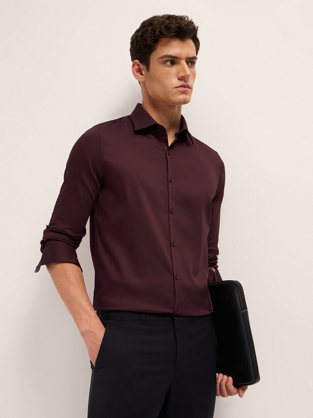 THE BEAR HOUSE Tailored Fit Formal Shirt