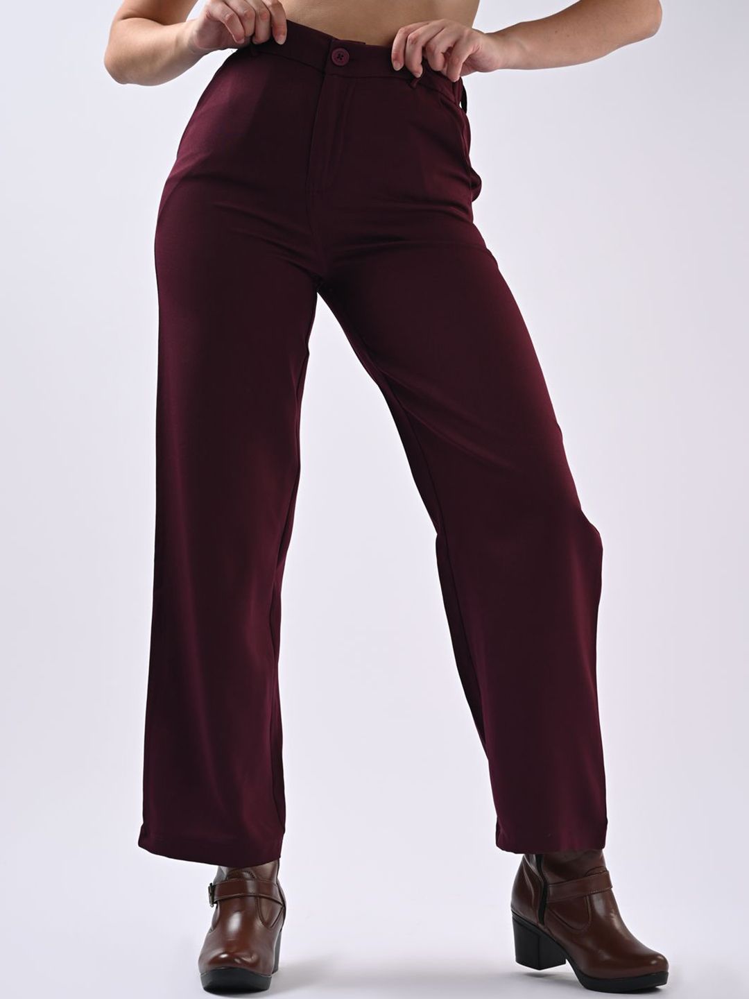 Kraus Jeans Women Printed Straight Fit High-Rise Trousers