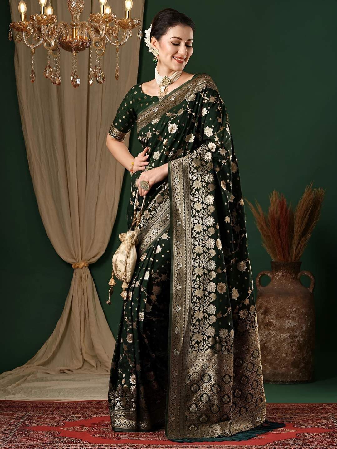 ETHNICHITZ Floral Woven Design Zari Kanjeevaram Saree